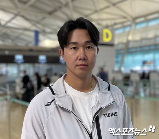 23일 인천국제공항을 통해 스프링캠프행 비행기에 오른 LG 트윈스 유영찬이 2026시즌을 준비하는 각오를 밝혔다. 엑스포츠뉴스 DB