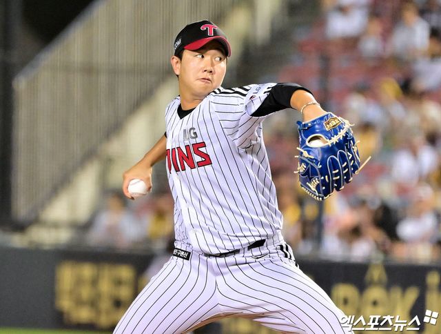 23일 인천국제공항을 통해 스프링캠프행 비행기에 오른 LG 트윈스 유영찬이 2026시즌을 준비하는 각오를 밝혔다. 엑스포츠뉴스 DB