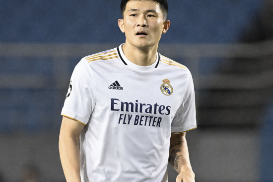 본지 사진 AI 합성물