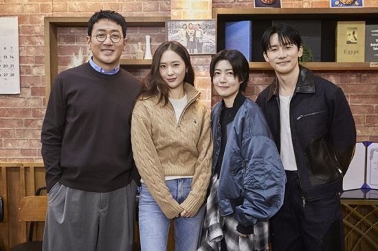 쿠팡플레이 '자매치킨'