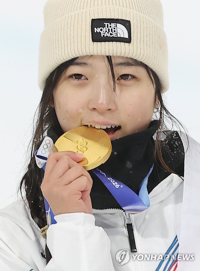 금메달을 획득한 최가온 선수.