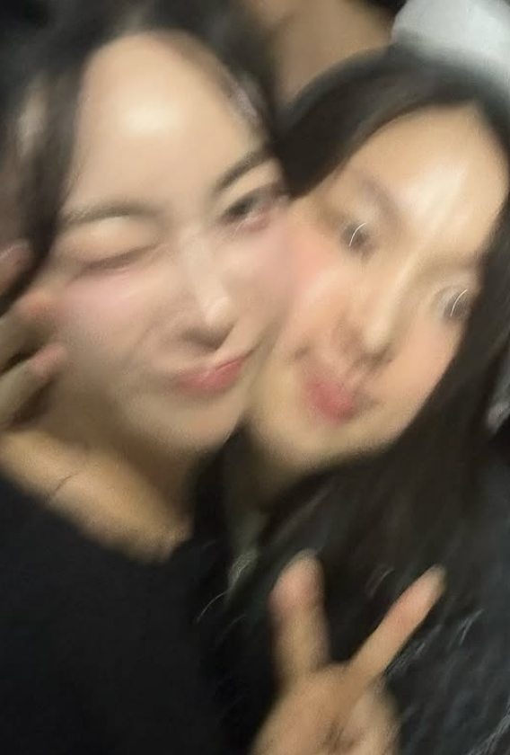 김민지-최미나수.