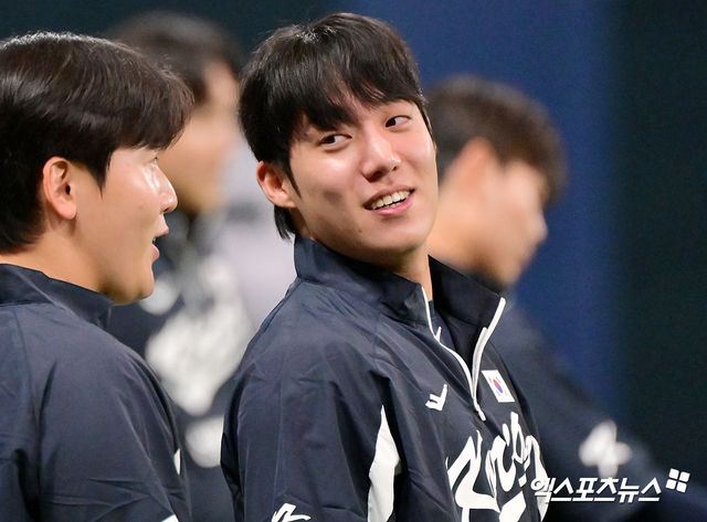 삼성 라이온즈 투수 원태인이 굴곡근 부상으로 2026 월드베이스볼클래식(WBC) 대표팀 최종 엔트리에서 제외됐다. KBO는 WBC 조직위원회에 LG 트윈스 투수 유영찬 대체 선수 선발에 대한 승인 요청을 보낸 상태다. 사진 엑스포츠뉴스 DB