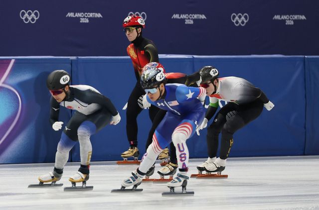 중국 쇼트트랙 대표팀 린샤오쥔은 19일 이탈리아 밀라노 아이스스케이팅 아레나에서 열린 2026 밀라노·코르티나담페초 동계올림픽 남자 쇼트트랙 500ｍ 준준결승 3조에서 40초638의 기록으로 4위에 그치면서 준결승 진출에 실패했다. 이로써 린샤오쥔은 이번 대회를 '노메달'로 마무리했다. 연합뉴스