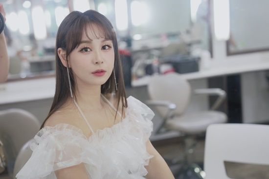 윤태화, 좋은날엔 엔터테인먼트