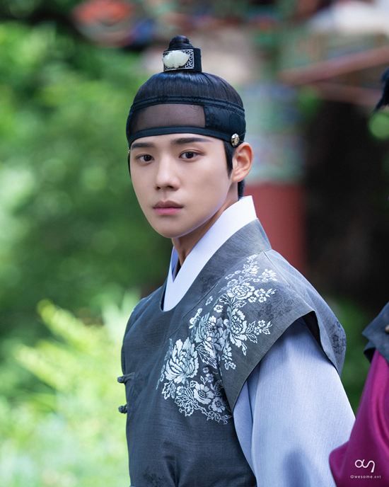 문상민, 어썸이엔티 제공