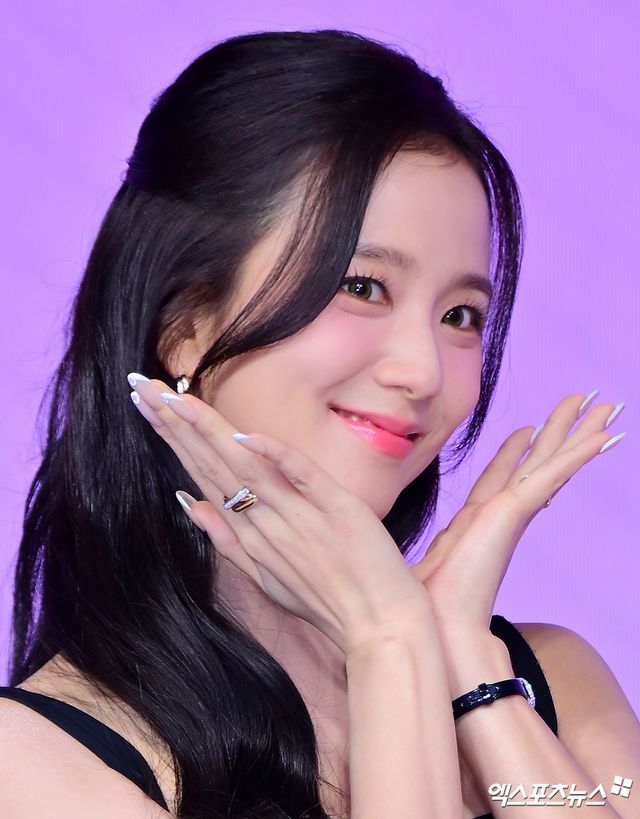 '월간남친' 지수