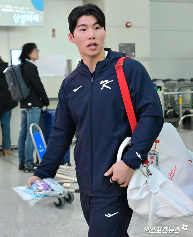 미국 메이저리그 2년차를 맞은 LA 다저스의 김혜성이 주전 2루수를 놓고 경쟁할 것으로 보였던 베테랑 이반 이바네즈의 방출로 팀 내 입지가 더욱 탄탄해질 것으로 보인다. 사진 엑스포츠뉴스 DB