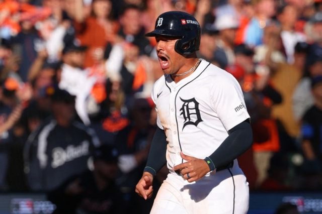 3월 월드베이스볼 클래식(WBC)에 출전할 한국 야구 국가대표 선수 30명이 확정됐다. KBO는 6일 서울 중구 한국프레스센터에서 류지현 대표팀 감독과 조계현 KBO 전력강화위원장 등이 참석한 가운데 2026 WBC 대표팀 기자회견을 개최했다. 이날 발표된 대표팀 명단에는 이정후(샌프란시스코 자이언츠), 김혜성(로스앤젤레스 다저스) 등 미국프로야구 메이저리그(MLB)에서 활약하는 선수들과 '한국계 빅 리거' 4명이 이름을 올렸다. 한국계 선수로는 야수 저마이 존스(디트로이트 타이거스), 셰이 위트컴(휴스턴 애스트로스)과 투수 데인 더닝(시애틀 매리너스), 라일리 오브라이언(세인트루이스 카디널스) 4명이 WBC에서 태극 마크를 달고 뛰게 됐다. 반면 전날 호주 스프링캠프에서 어깨 통증이 발견된 문동주는 제외됐다. 엑스포츠뉴스DB