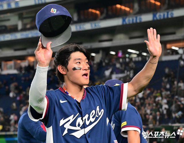 9일 오후 일본 도쿄돔에서 열린 2026 월드베이스볼클래식(WBC) C조 한국과 호주의 경기, 한국이 호주에 7:2로 승리하며 17년 만에 대회 2라운드 진출에 성공했다. 한국 김도영이 기뻐하고 있다. 도쿄, 김한준 기자