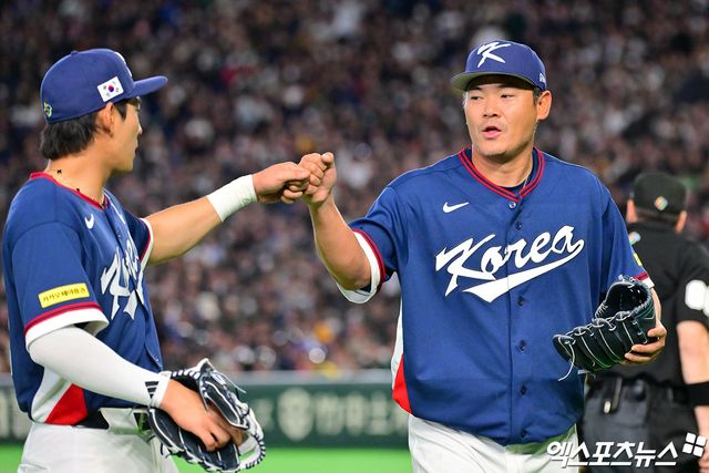9일 오후 일본 도쿄돔에서 열린 2026 월드베이스볼클래식(WBC) C조 한국과 호주의 경기, 3회말 수비를 마친 한국 노경은이 기뻐하고 있다. 도쿄, 김한준 기자