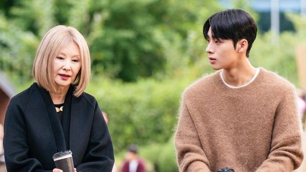 '찬란한 너의 계절에' 스틸컷