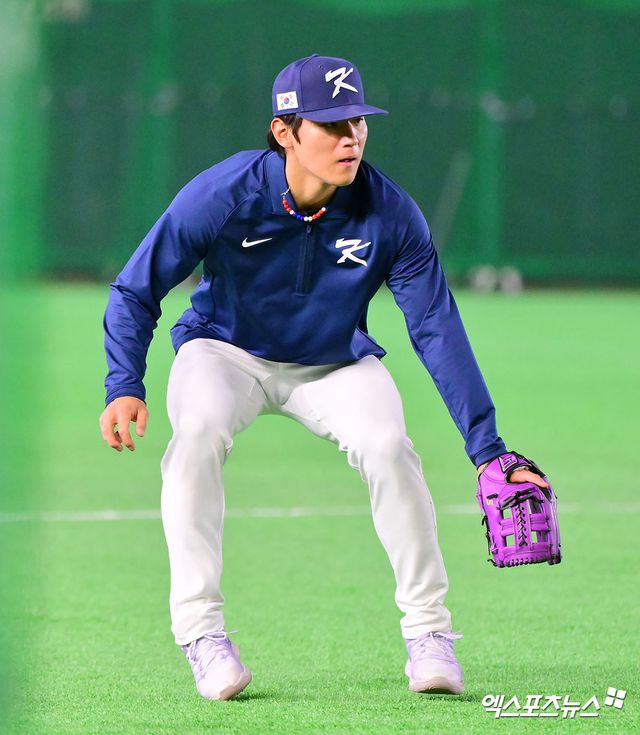 9일 오후 일본 도쿄돔에서 열린 2026 월드베이스볼클래식(WBC) C조 한국과 호주의 경기, 한국 김도영이 훈련에 임하고 있다. 엑스포츠뉴스 DB