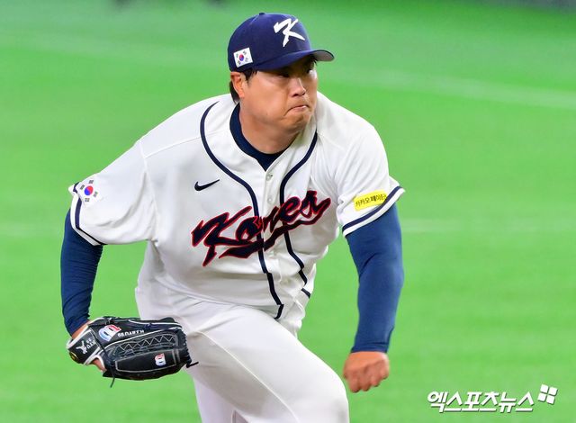 8일 오후 일본 도쿄돔에서 열린 2026 월드베이스볼클래식(WBC) C조 한국과 대만의 경기, 1회초 한국 선발투수 류현진이 공을 힘차게 던지고 있다. 엑스포츠뉴스 DB