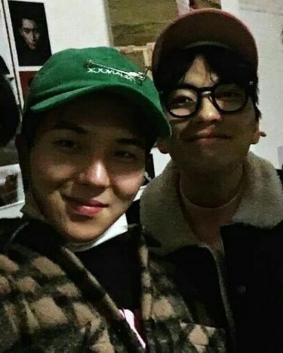 송민호-이동휘.