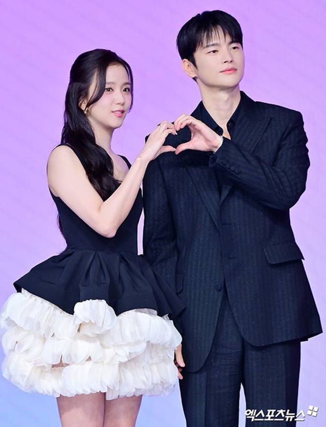 '월간남친' 지수 서인국