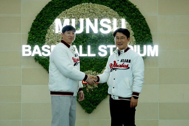 소속팀 없이 개인 운동을 소화하던 베테랑 좌완투수 고효준이 18일 KBO 퓨처스리그 시민구단 울산 웨일즈에 입단했다. 울산 웨일즈는 풍부한 경험과 노하우를 갖춘 고효준이 불펜 운영의 안정감을 더해줄 것으로 기대한다. 울산 웨일즈