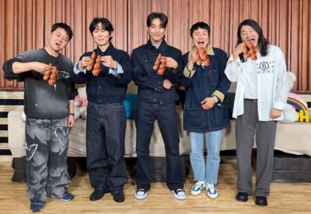 MBC '나 혼자 산다' 스튜디오 단체사진