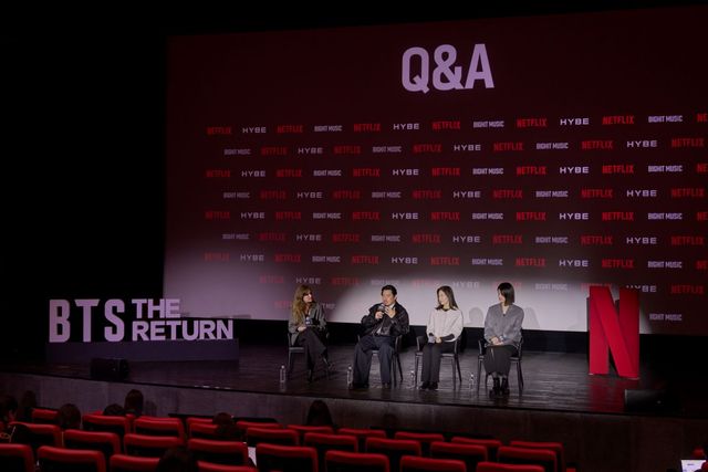 MC, 바오 응우옌 감독, 제인 차 커틀러 프로듀서, 김현정 빅히트 뮤직 VP (왼쪽부터)