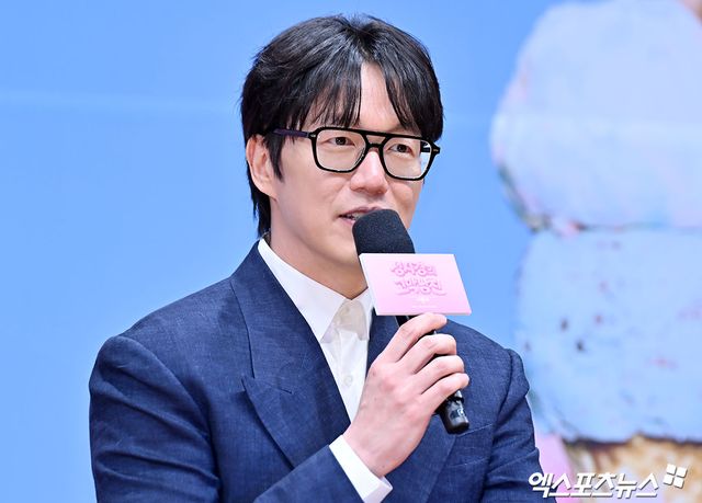성시경, 엑스포츠뉴스 김한준 기자