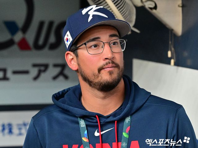 2026 월드베이스볼클래식 한국 야구대표팀에 합류한 한국계 투수 데인 더닝이 3일 오릭스전에서 태극마크 데뷔전을 치러 3이닝 무실점 쾌투를 펼쳤다. 더닝은 WBC 본선 무대에서도 선발 투수 역할을 맡아 대표팀 마운드 운용에 큰 힘을 불어 넣을 전망이다. 오사카, 김한준 기자