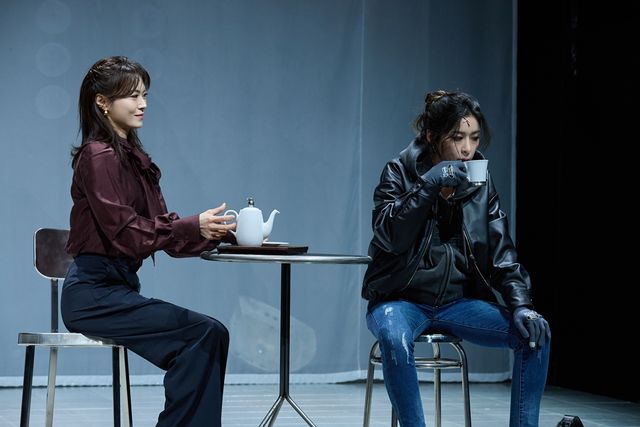 연극 '말벌' 공연 장면