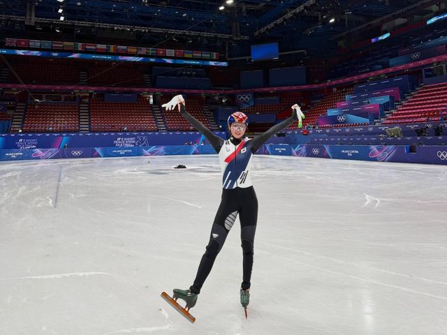 한국 쇼트트랙 국가대표 황대헌(강원도청)이 자신을 둘러싼 각종 구설수와 논란에 대해 직접 입장을 밝히겠다고 예고한 가운데 대표팀 동료 심석희의 소신 행동이 눈에 띈다. 심석희는 그간 빙상계의 여러 풍파 속에서도 자신만의 길을 걸어온 선수인 만큼, 황대헌의 결단에 공감을 표하며 힘을 실어주는 행동은 소신 있는 지지로 받아들여진다. SNS