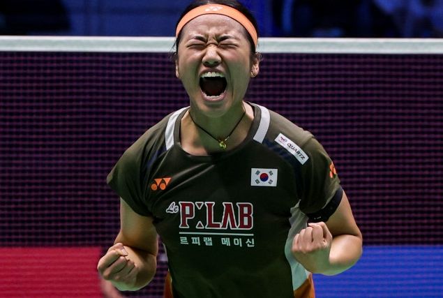 안세영(세계 1위)은 6일(한국시간) 영국 버밍엄 유틸리타 아레나에서 열린 2026 세계배드민턴연맹(BWF) 월드투어 전영 오픈(슈퍼 1000) 여자 단식 8강에서 인도네시아의 푸트리 쿠수마 와르다니(세계 8위)를 게임스코어 2-0(21-11 21-14)오 꺾고 준결승에 진출했다. 이날 안세영은 인도네시아 배드민턴 여자 단식 최강자 와르다니 상대로 9전 전승을 기록했다. 안세영에게 또 패하자 와르다니는 아직까지 안세영을 이길 방법을 찾지 못했다고 고백했다. 연합뉴스