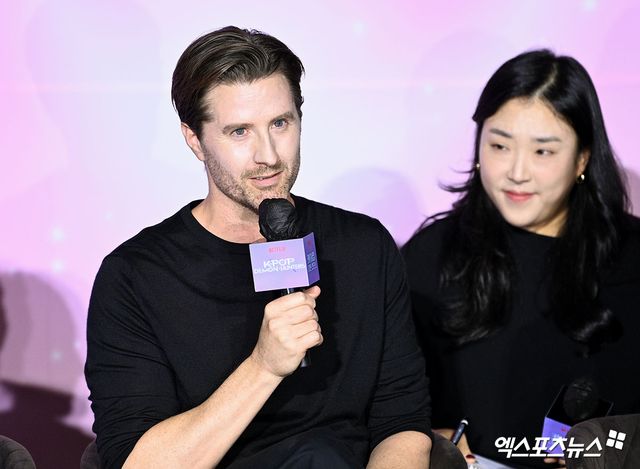 넷플릭스 '케이팝 데몬 헌터스' 크리스 애플한스