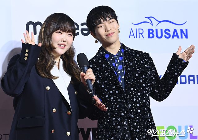 악뮤 이수현-이찬혁.