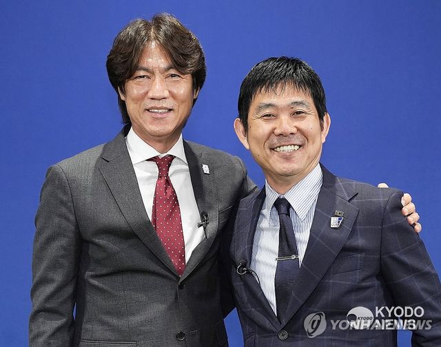 홍명보 감독이 이끄는 대한민국 축구 대표팀이 1일(한국시간) 오스트리아 빈에 있는 에른스트 하펠 스타디온에서 열린 오스트리아와의 3월 두 번째 평가전에서 0-1로 패했다.&nbsp; 마르셀 자비처에게 결승 골을 내주면서 한국은 7년 만에 처음으로 2경기 연속 무득점 경기를 당했다. 한국은 지난달 28일 코트디부아르전 0-4 충격패를 당하며 출발했다. 가상의 남아프리카공화국인 코트디부아르의 1.5군을 상대로 무려 4골을 헌납하며 무너졌다.&nbsp;2026년부터 실시간으로 경기 결과가 반영되는 FIFA 랭킹에서 한국은 무려 3계단 떨어진 25위(1588.66점)로 가라앉았다. 한국을 꺾은 24위 오스트리아(1593.45점)보다 아래로 내려갔다.&nbsp;연합뉴스