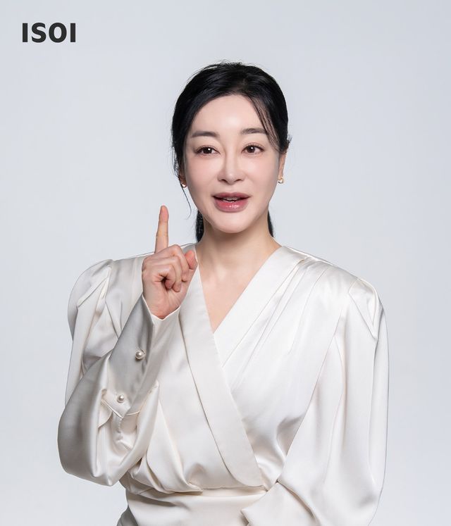 배우 김혜은, 화장품 모델 재발탁