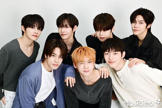 클로즈 유어 아이즈