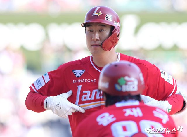 SSG 랜더스 오태곤이 22일 대구 삼성 라이온즈파크에서 열린 2026 신한 SOL KBO리그 삼성 라이온즈와의 팀 간 2차전에서 9회초 역전 결승 2타점 2루타를 기록했다. 사진 엑스포츠뉴스 DB