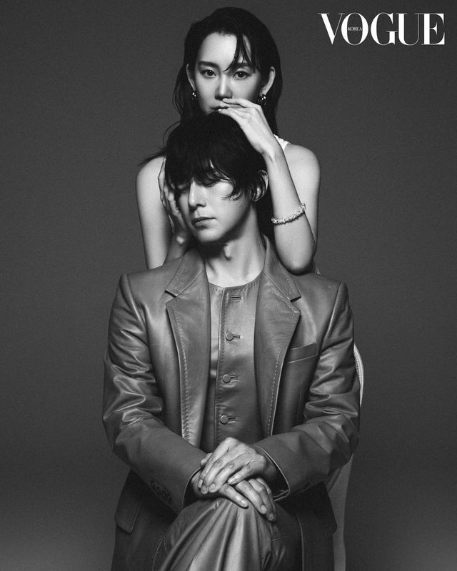 영화 '군체' 화보