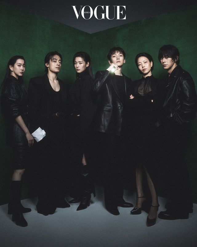 영화 '군체' 화보