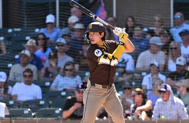 미국 메이저리그 샌디에이고 파드리스의 송성문이 지난 27일(한국시간) 애리조나 다이아몬드백스를 상대로 빅리그 데뷔전을 치른 이튿날 마이너리그로 강등됐다. 사진 연합뉴스