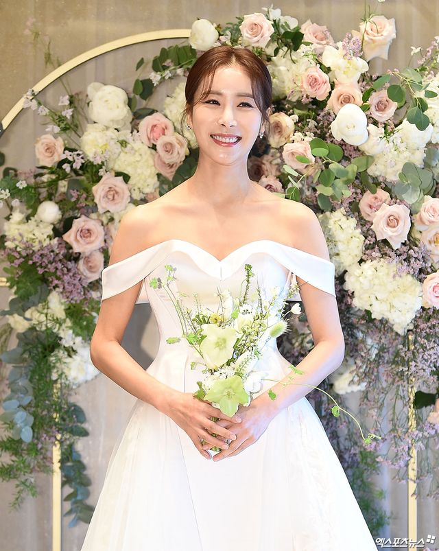 한다감, 엑스포츠뉴스DB