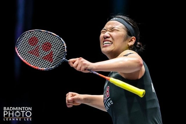 여자단식 세계 1위 안세영은 29일 덴마크 호르센스의 '포럼 호르센스'에서 열린 제31회 세계여자단체배드민턴선수권대회(우버컵) 조별리그 D조 3차전 태국과의 경기에서 첫 단식 주자로 나선 뒤 한 때 세계 1위에 올랐던 상대팀 간판 스타 라차녹 인타논(세계 7위)을 41분 만에 게임스코어 2-0으로 완파했다. 한국은 안세영 승리 여세를 몰아 이후 열린 1~2복식, 2~3단식을 모두 이기고 태국을 매치스코어 5-0으로 따돌렸다. D조 1위로 8강에 올라 중국과는 결승에서나 붙게 되는 토너먼트 대진표를 완성했다. 대한배드민턴협회