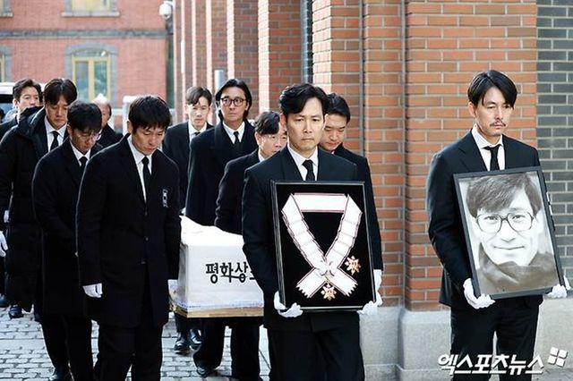 배우 故안성기 영결식