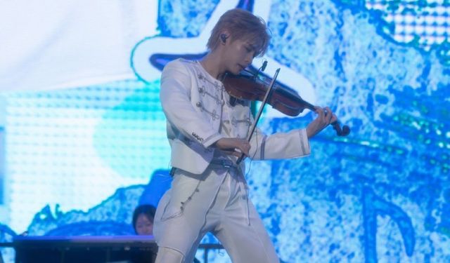 루시 신예찬 / 미스틱스토리