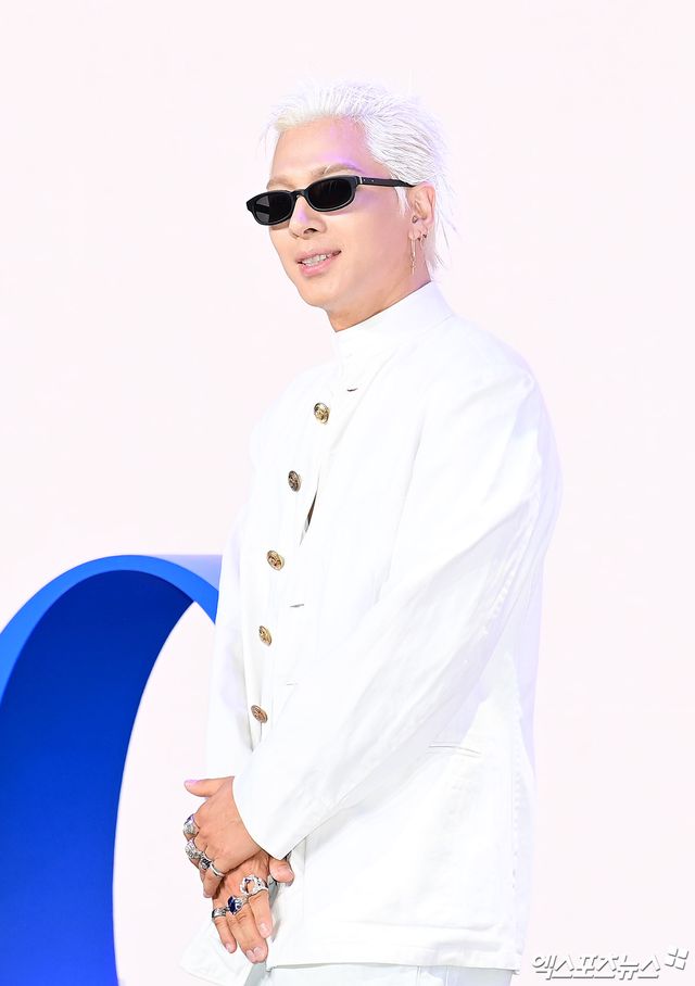 가수 태양 