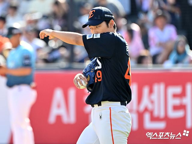 지난 17일 수원 KT 위즈전에서 ⅓이닝 1피안타 3볼넷 3실점으로 부진했던 한화 이글스 우완 윤산흠. 사진 엑스포츠뉴스 DB