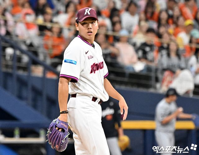 키움 히어로즈 좌완 파이어볼러 유망주 박정훈이 19일 서울 고척스카이돔에서 열린느 2026 신한 SOL KBO리그 SSG 랜더스와 팀 간 4차전에 선발투수로 나선다. 사진 엑스포츠뉴스 DB