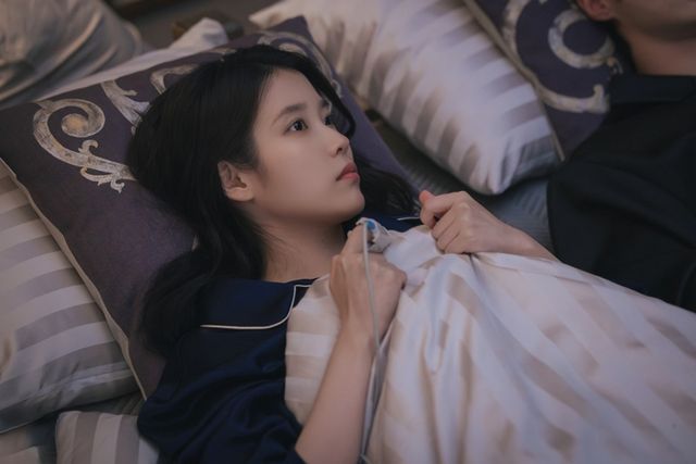 '21세기 대군부인' 아이유