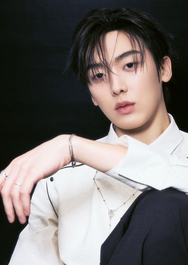 사진 = 판타지오 제공 / 아스트로 윤산하