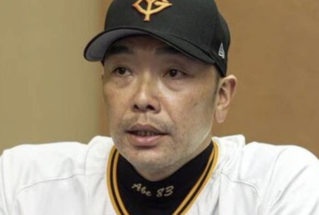 일본프로야구(NPB)를 대표하는 스타 출신 지도자인 아베 신노스케 요미우리 자이언츠 감독이 현행범으로 체포되는 사건이 발생했다. 아베 감독은 이날 도쿄 시부야 자택에서 18세 딸에게 폭행을 가한 혐의로 경찰에 체포됐으며, 사건은 아동상담소를 통한 신고로 드러났다. 'TV아사히(ANN)'는 '오후 7시15분쯤 18세 딸로부터 부모에게 학대를 당했다. 아버지에게 폭행을 당했다는 상담이 접수됐고, 이를 받은 아동상담소가 110번 신고를 했다'고 했다. 아베 감독은 두 딸의 싸움을 말리다가 이런 일을 저지른 것으로 드러났다. 아베 감독도 혐의를 인정하는 중이다.