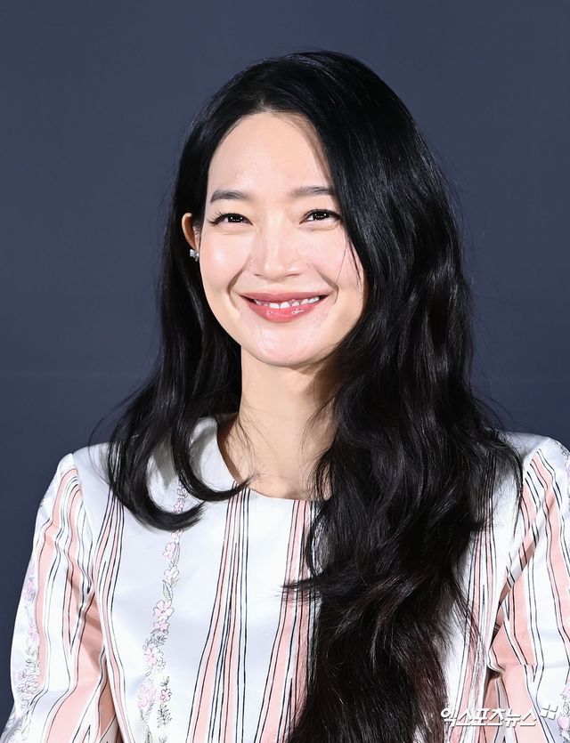 '눈동자' 배우 신민아.