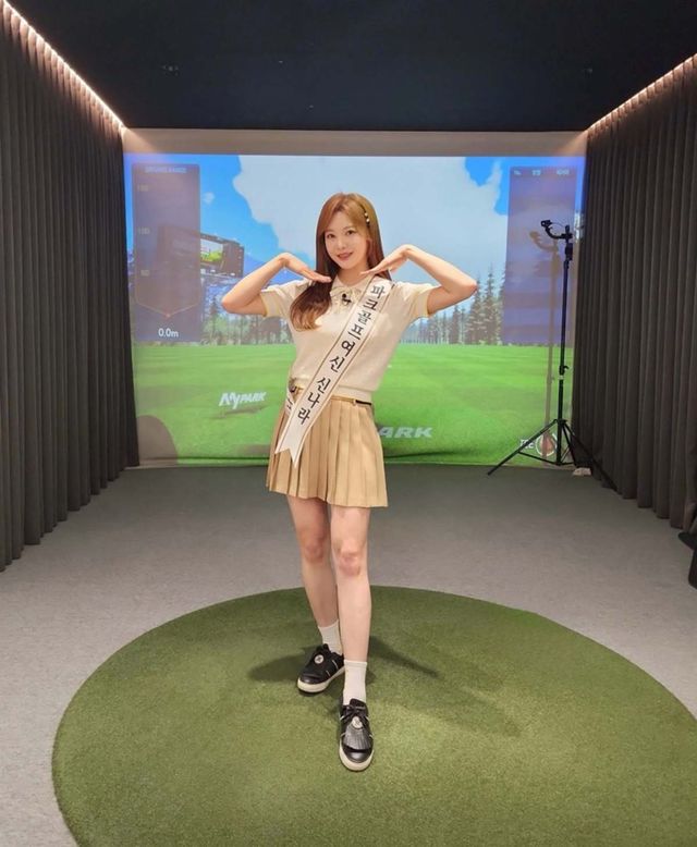 가수 신나라.