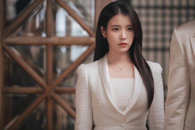 '21세기 대군부인' 성희주-이안대군 혼전 계약서 들통
